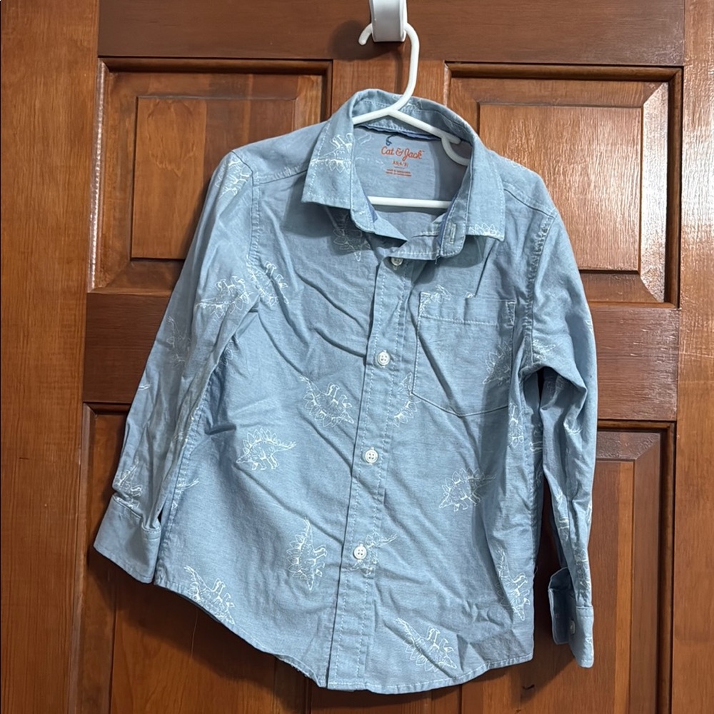 Cat & Jack Light Blue Kids Button Down Shirt